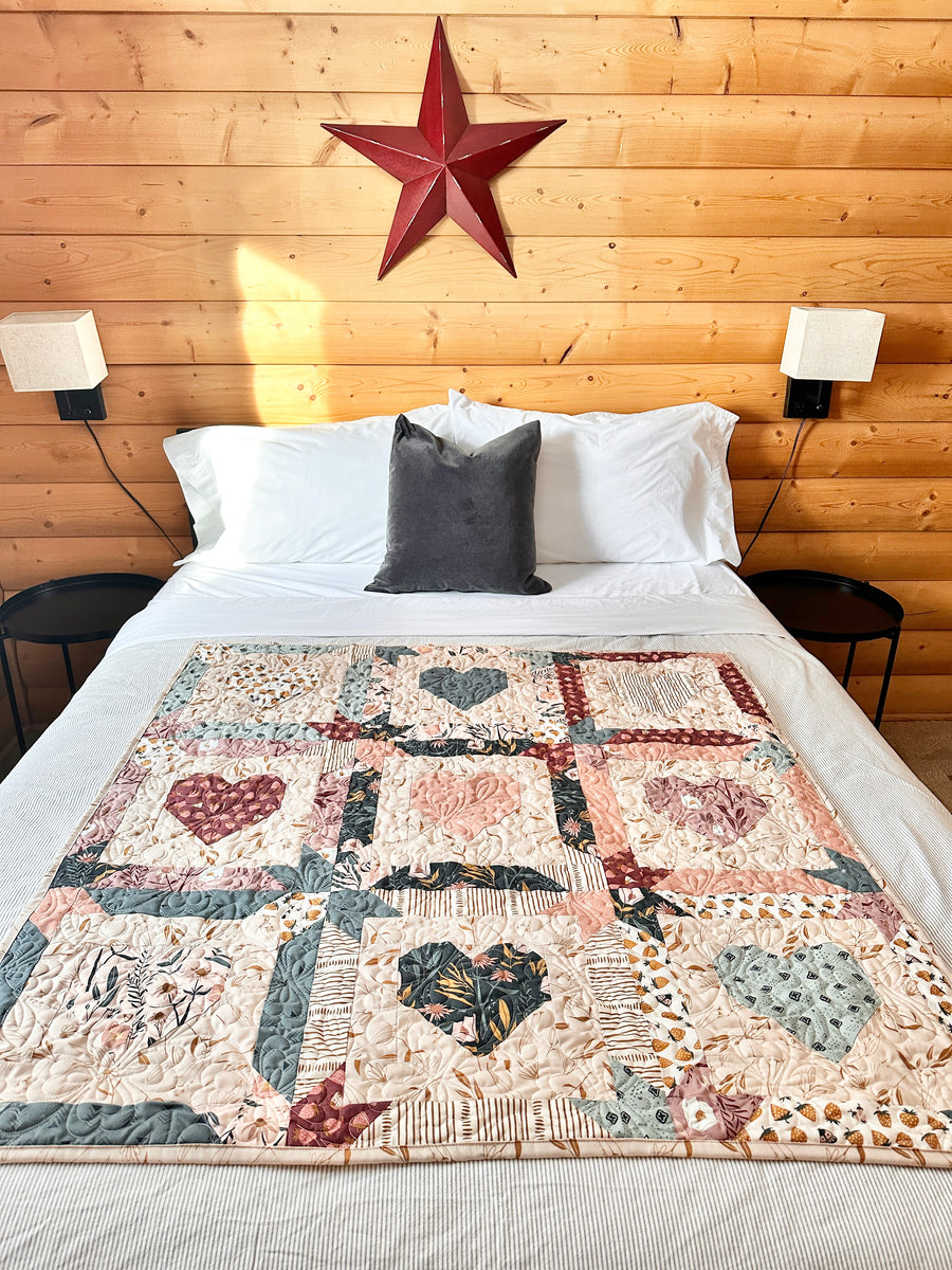 Cabin Floral Old Soul Quilt – Charlie Bear Quilts