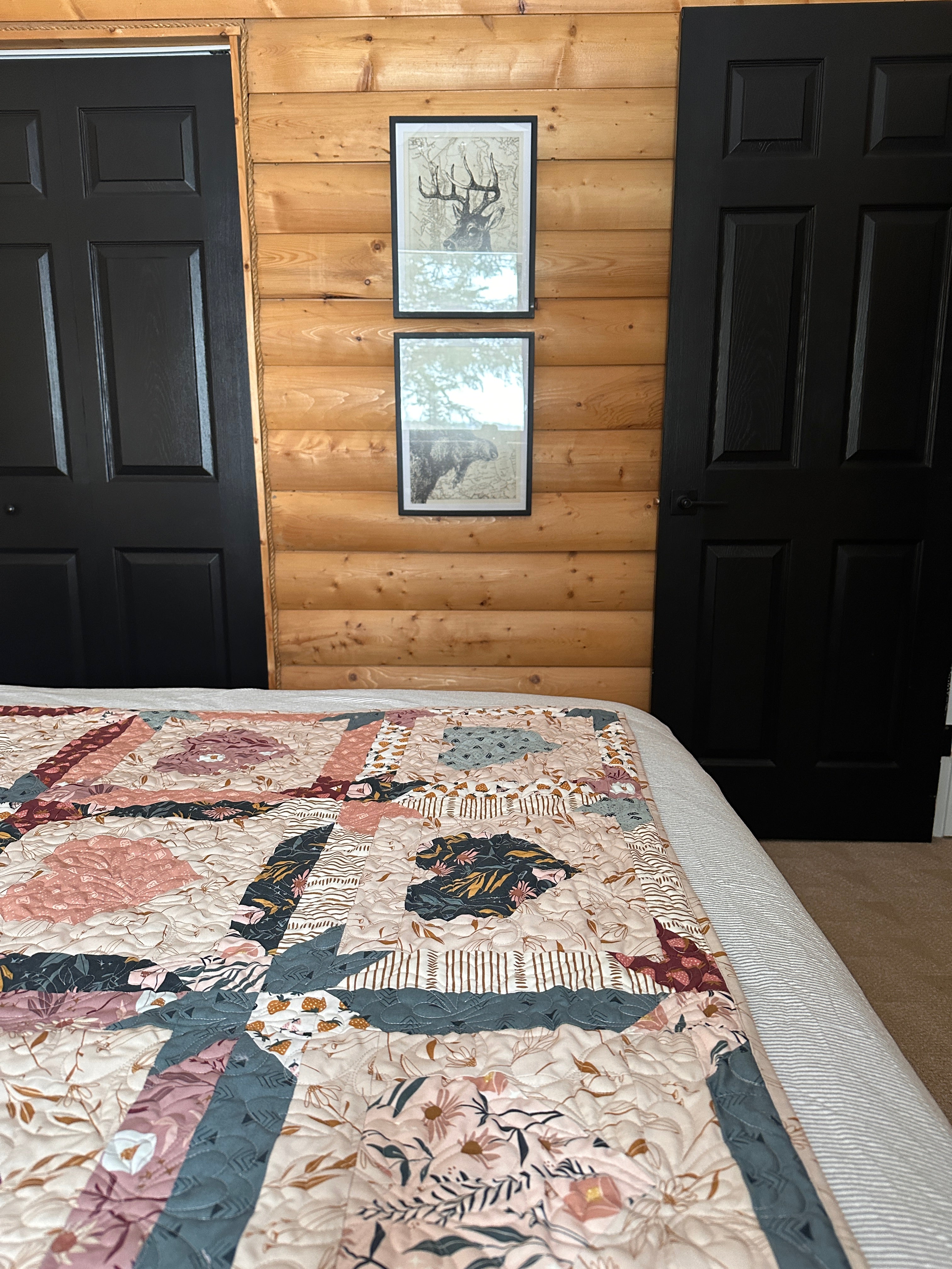 Cabin Floral Old Soul Quilt