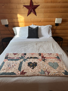 Cabin Floral Old Soul Quilt