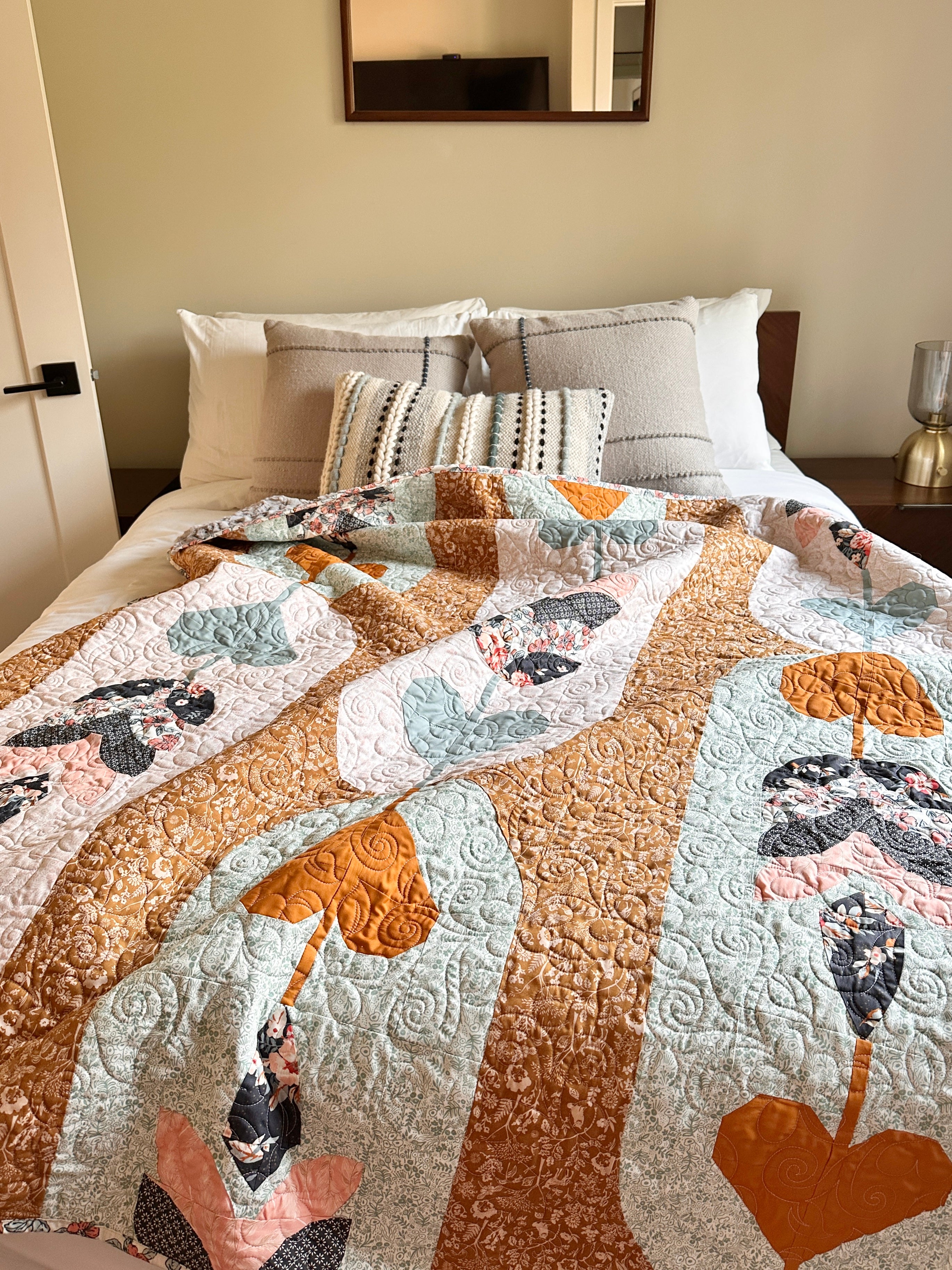 Prairie Love Throw Quilt