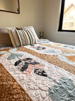 Load image into Gallery viewer, Prairie Love Throw Quilt
